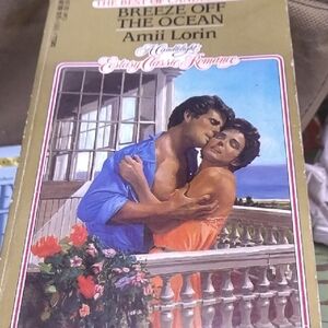 Breeze Ofc The Ocean Anii Lorin Paperback